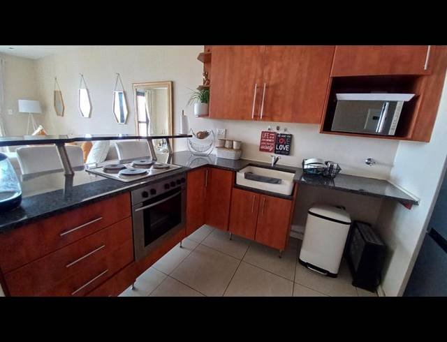 2 BEDROOM APARTMENT FOR SALE IN ROOIHUISKRAAL NORTH